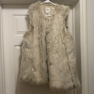 Gap Faux Fur Vest - size M
